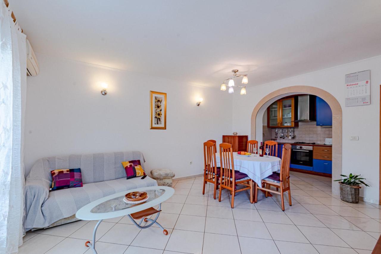 Apartment Ruzica Zrnovo Zewnętrze zdjęcie
